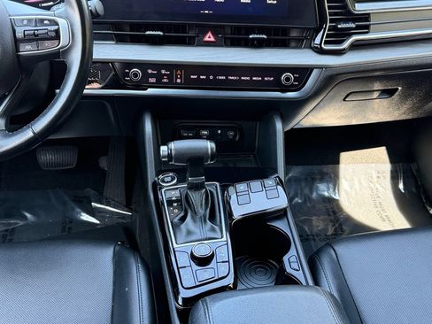 Certified 2024 Kia Sportage X-Line w/ X-Line Premium Package AWD/4WD image 14