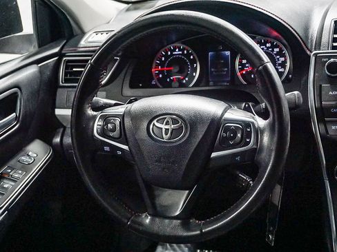 Certified 2016 Toyota Camry SE w/ Protection Package (Q2) image 15