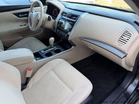 Used 2015 Nissan Altima 2.5 S w/ Sport Value Package image 17