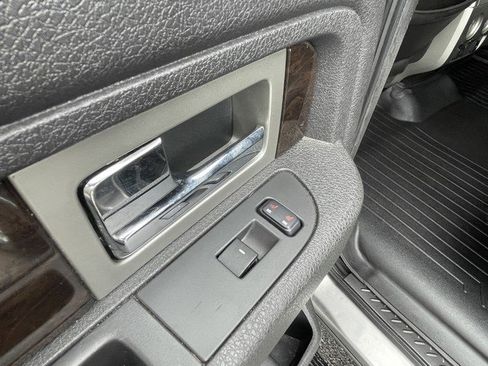 Used 2013 Ford F150 Platinum image 30