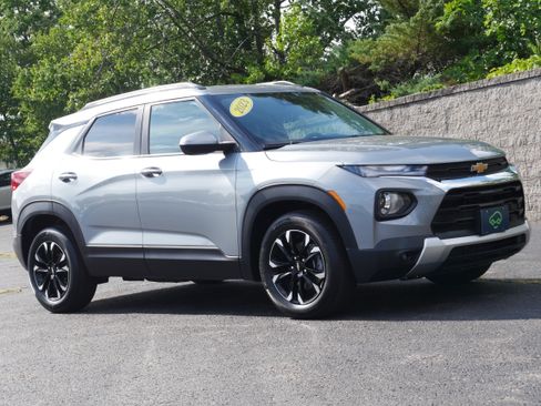 Certified 2023 Chevrolet TrailBlazer LT FWD image 9