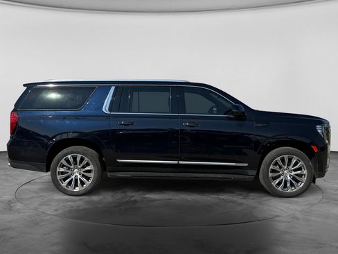 Used 2023 GMC Yukon XL Denali w/ LPO, Floor Liner Package AWD/4WD image 11