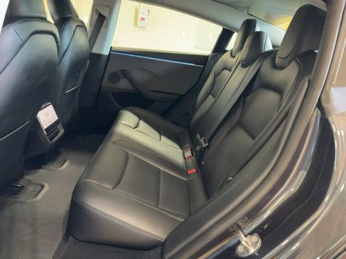 Used 2025 Tesla Model 3 Long Range RWD image 4