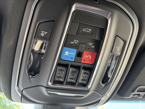 New 2026 Jeep Grand Cherokee Limited AWD/4WD image 29