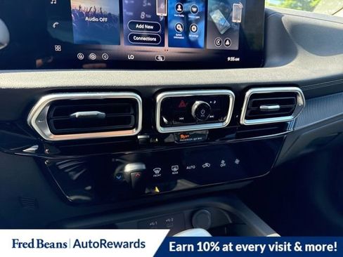 New 2026 Nissan Sentra SV w/ Floor Mat Package FWD image 20