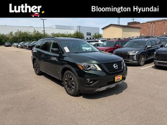 Used 2019 Nissan Pathfinder SL AWD/4WD video 1