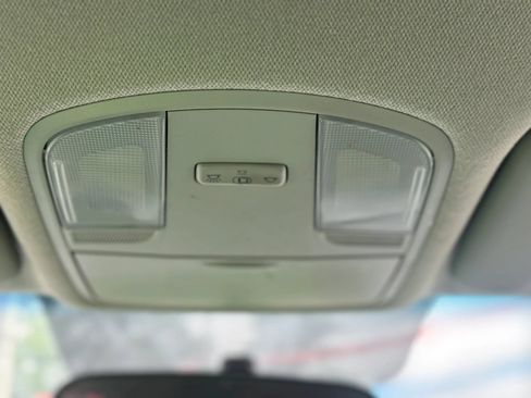 Used 2018 Hyundai Kona SE AWD/4WD image 29