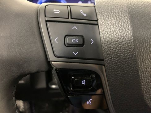 Used 2025 Toyota Camry XSE image 8