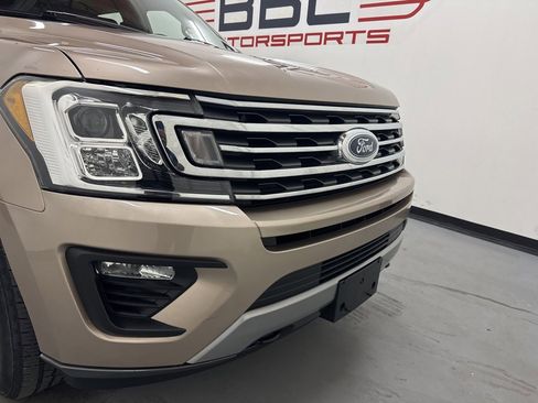 Used 2020 Ford Expedition XLT w/ FX4 Off-Road Package image 2