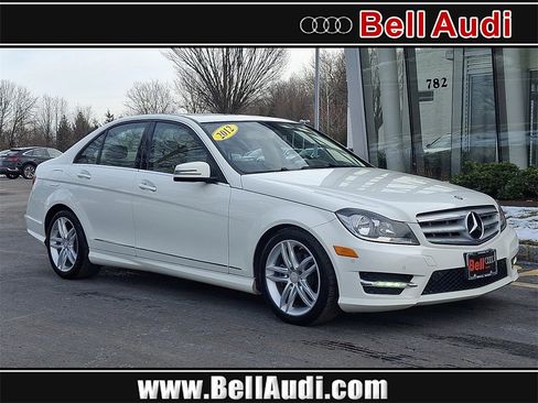 Used 2012 Mercedes-Benz C 300 4MATIC Sedan image 1
