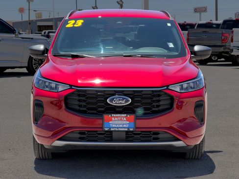 Used 2023 Ford Escape ST-Line w/ Tech Pack #1 FWD image 8
