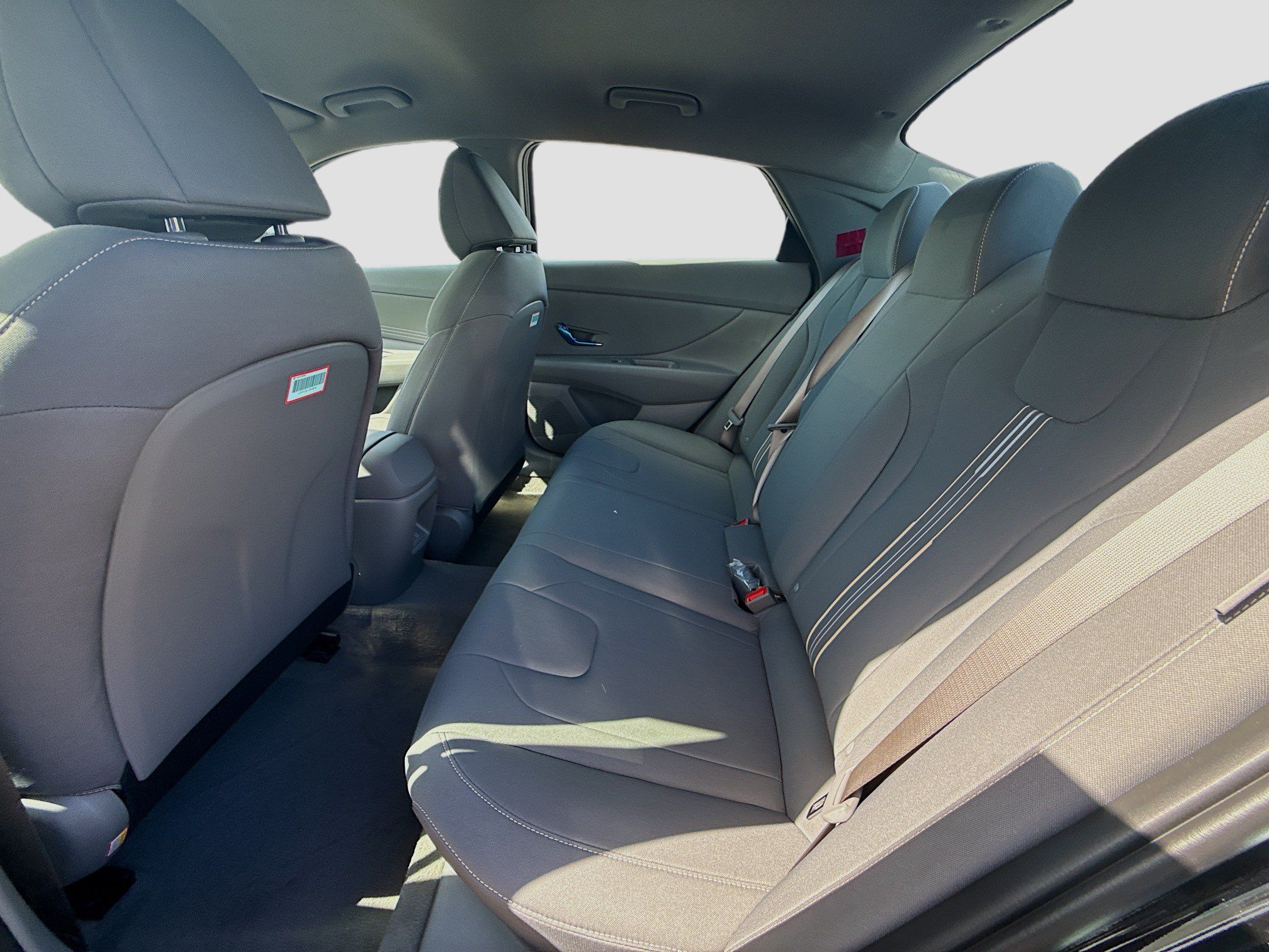 New 2026 Hyundai Elantra Sport FWD image 17