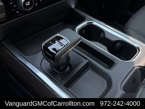 New 2026 GMC Sierra 1500 SLT AWD/4WD image 15