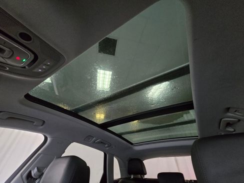 Used 2020 Audi Q5 e Prestige w/ Prestige Package image 48