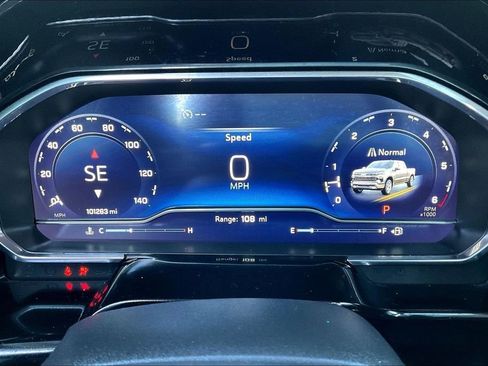 Used 2022 Chevrolet Silverado 1500 LT image 22