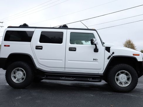 Used 2003 HUMMER H2 w/ Preferred Equipment Group image 4