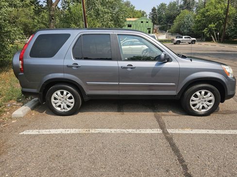 Used 2005 Honda CR-V EX image 6