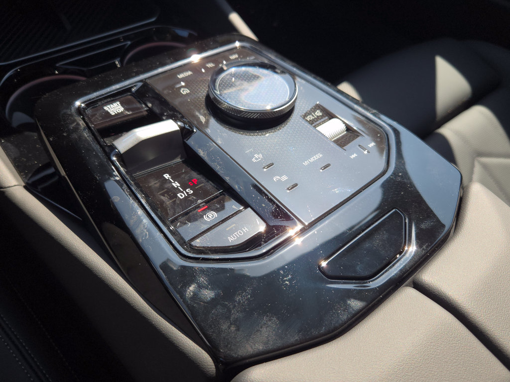 New 2027 BMW 530i w/ M Sport Package RWD image 10