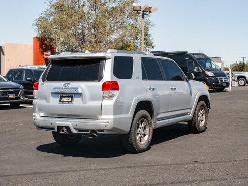 Used 2011 Toyota 4Runner SR5 w/ Premium Pkg w/Leather AWD/4WD image 6