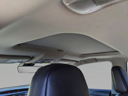 Used 2018 Toyota Highlander XLE image 15