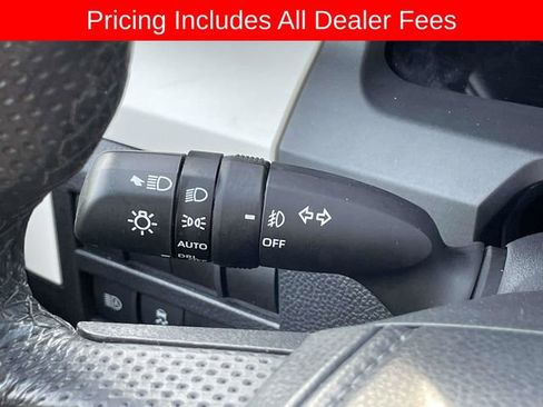 Used 2024 Toyota Tacoma TRD Off-Road AWD/4WD image 27