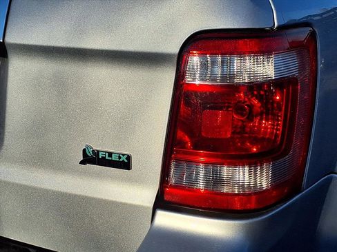 Used 2012 Ford Escape Limited image 23