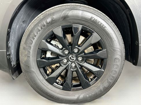 Used 2025 MAZDA CX-50 AWD 2.5 S w/ Premium Package image 11