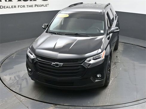 Used 2020 Chevrolet Traverse LT image 48