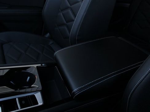 New 2026 Volkswagen Atlas SE image 18