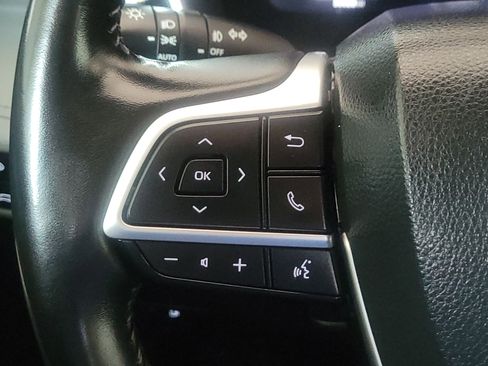 Used 2023 Toyota Highlander Limited image 26