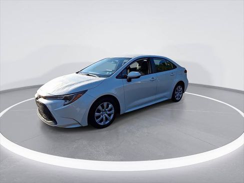 Certified 2020 Toyota Corolla LE FWD image 6