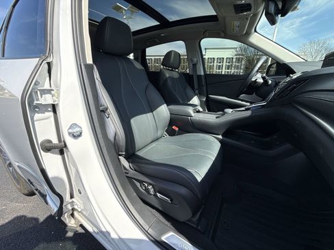 Used 2024 Acura RDX w/ Technology Package image 25