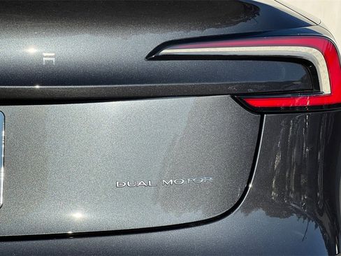 Used 2025 Tesla Model 3 Long Range image 25