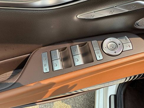 Used 2022 Genesis G80 2.5T w/ Advanced Package image 19