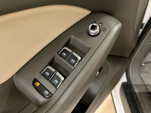 Used 2017 Audi Q5 2.0T Premium AWD/4WD image 16