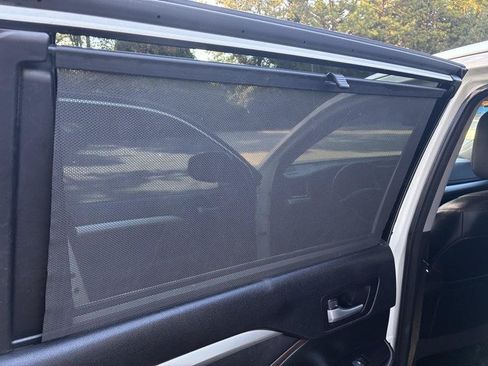 Used 2016 Toyota Highlander XLE FWD image 34
