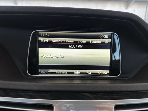 Used 2015 Mercedes-Benz E 350 Sedan image 36