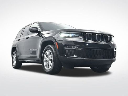 Used 2023 Jeep Grand Cherokee Limited image 33