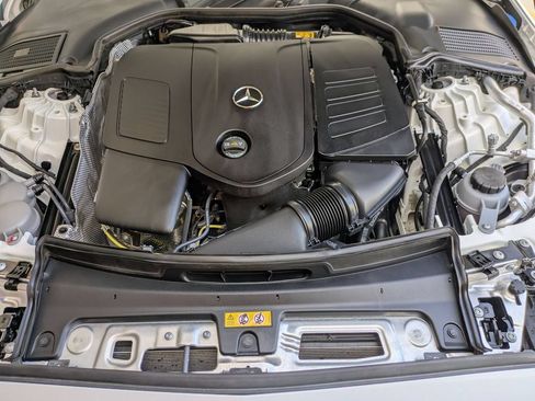 Used 2025 Mercedes-Benz C 300 Sedan image 30
