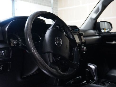 Used 2016 Toyota 4Runner TRD Pro AWD/4WD image 11