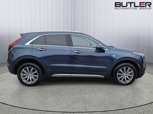 Used 2021 Cadillac XT4 Premium Luxury image 7