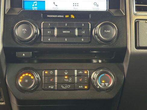 Used 2016 Ford F150 XLT w/ Equipment Group 302A Luxury AWD/4WD image 37