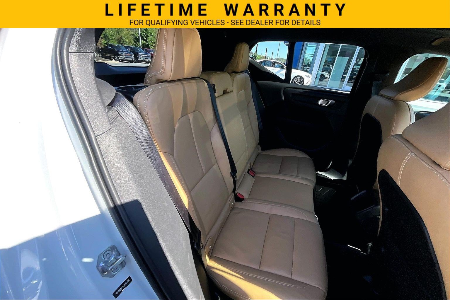 Used 2020 Volvo XC40 T5 Momentum AWD/4WD image 22