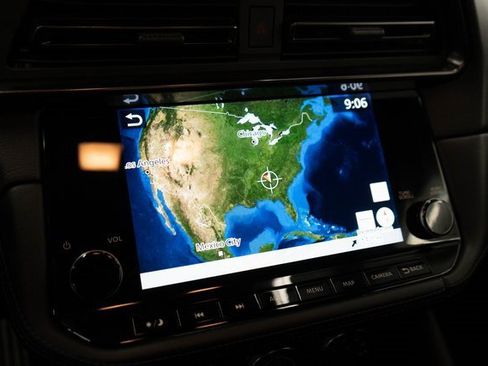 Used 2024 Nissan Z Performance w/ Floor Mat Package image 4