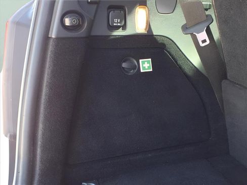 Used 2009 Mercedes-Benz GL 320 BlueTEC 4MATIC image 11