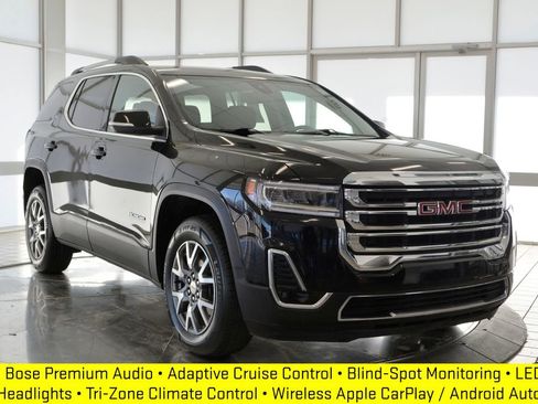 Used 2023 GMC Acadia SLT image 2