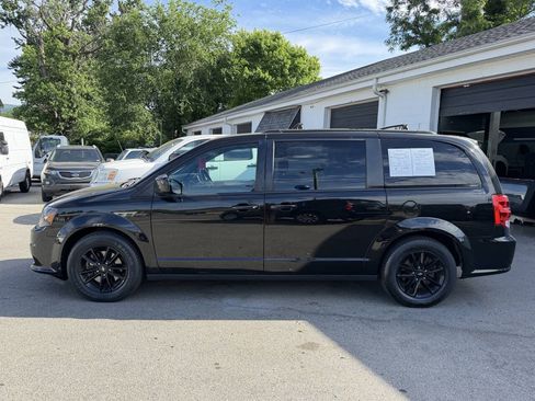 Used 2019 Dodge Grand Caravan GT FWD image 9
