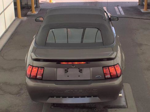 Used 2002 Ford Mustang Premium RWD image 6