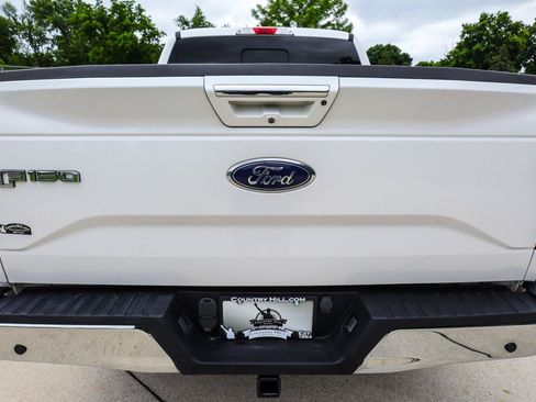 Used 2017 Ford F150 Lariat RWD image 41