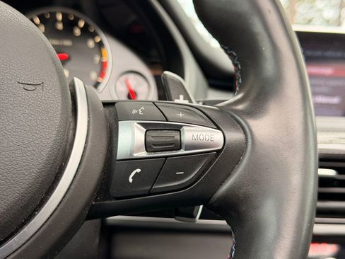 Used 2018 BMW X5 M AWD/4WD image 25